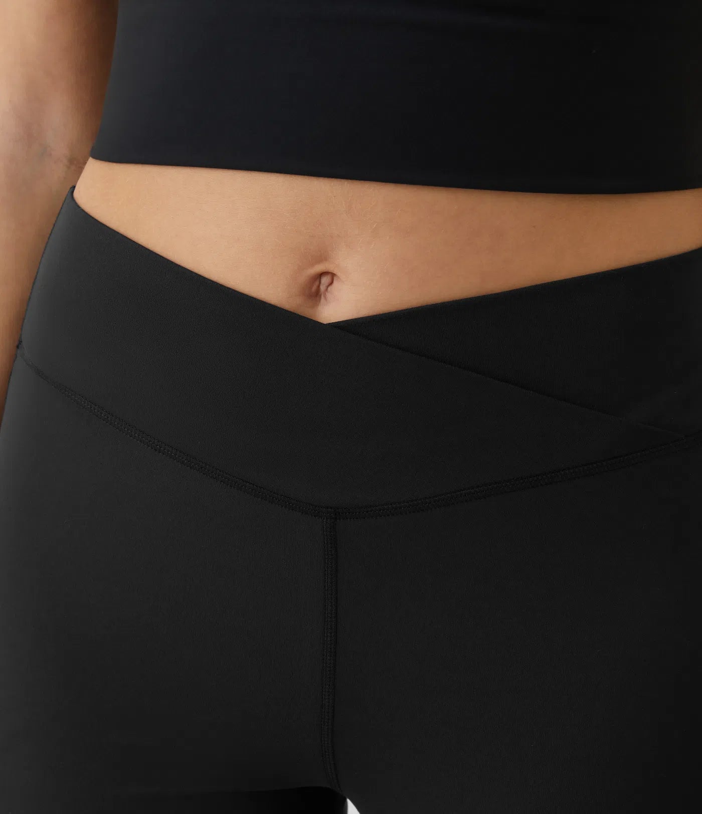 BumFlair – DayStretch High Waisted Crossover Flare Yoga Leggings