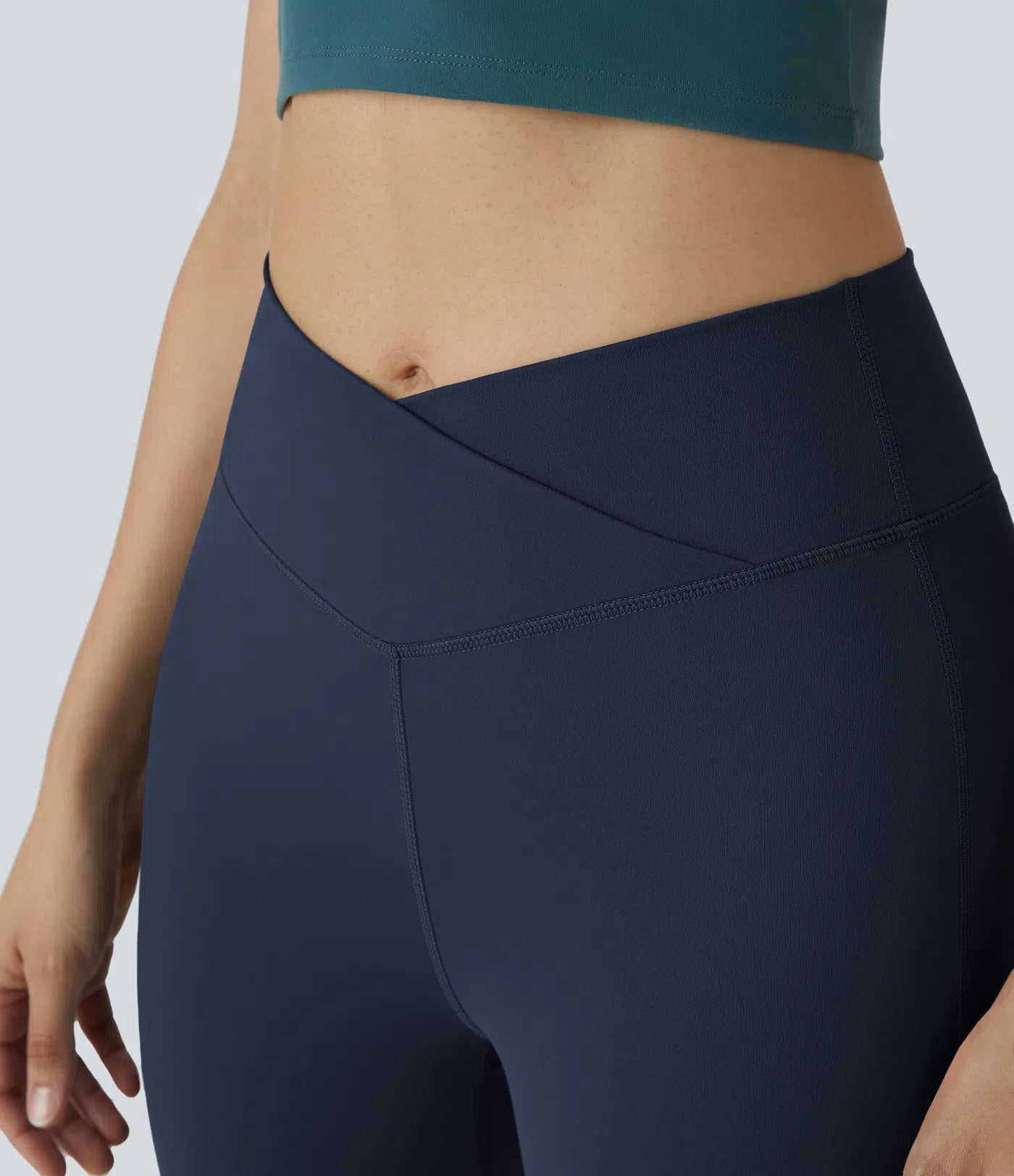 BumFlair – DayStretch High Waisted Crossover Flare Yoga Leggings